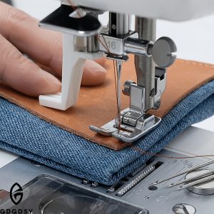 50pcs Size 100/16 Universal Leather And Jeans Sewing Machine Needles, Heavy Duty Machine Needles for Thickened Fabrics, Compatible with Home Sewing Machine