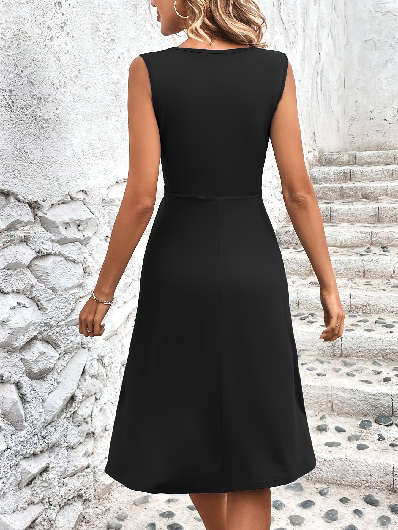 2025 European and American Cross-Border Trade Women's Elegant Temperament Solid Color V-Neck Cross-Waist Pleated Sleeveless Dress - Image 8