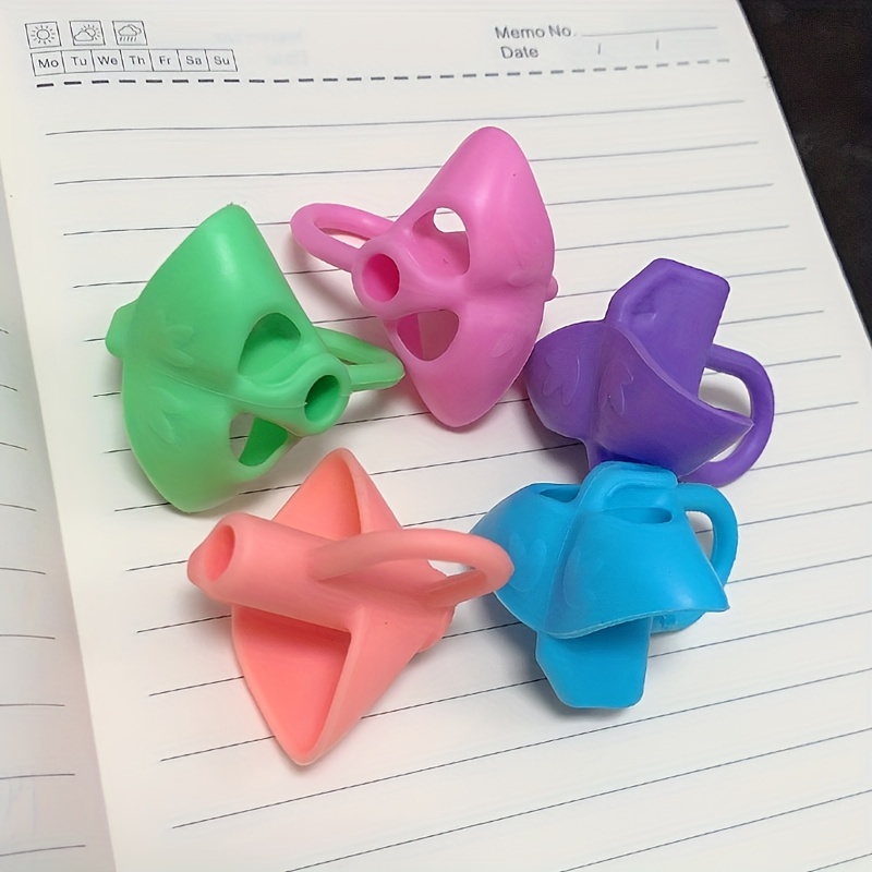 5pcs student pencil holder corrector set for kindergarten primary school students Writing corrector Soft rubber writing posture pencil holder