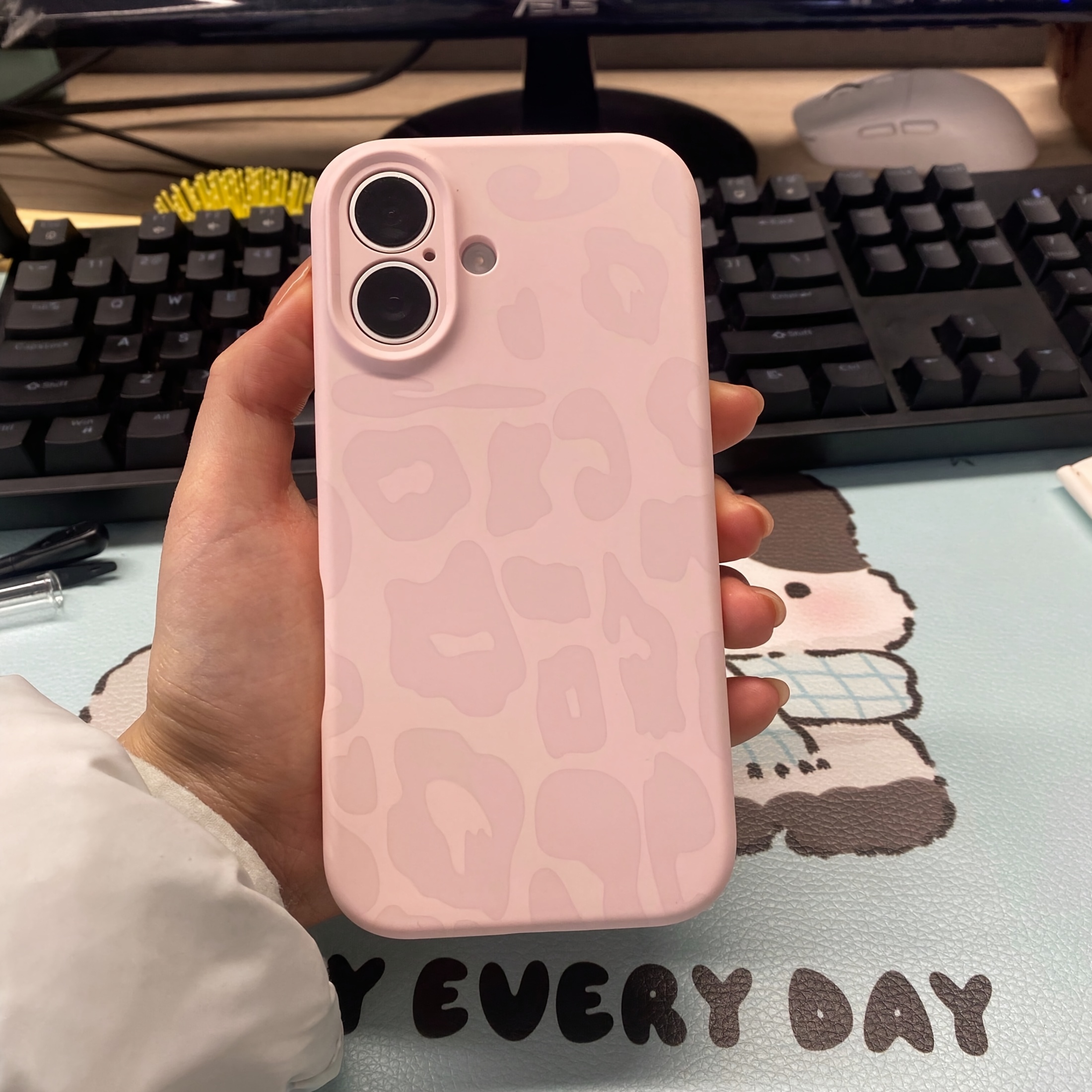 Premium Dopamine Leopard Print Phone Case, Suitable for iPhone 17 Pro Max/17 Pro/17 Air/17/16 Pro Max/16/16 Pro/16 Plus/15/15 Pro Max/15 Pro/15 Plus/11/12/13/14 Pro Max/11 Pro/11 Pro Max/12 Pro/12 Pro Max/13 Pro/13 Pro Max/14 Pro/14 Pro Max/14 Plus