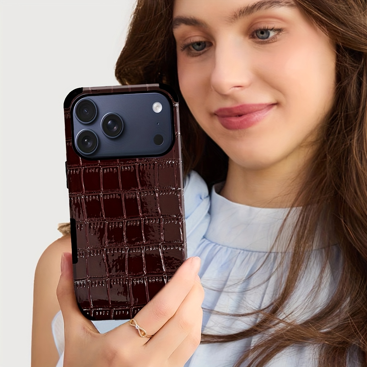 1pc of Glossy Crocodile Pattern Phone Case with Animal Design, Mirror Finish, Made of Synthetic Faux Leather, Shockproof And Sound-Transparent Design, Suitable for Iphone 17, Apple 16 Pro Max, for Iphone 11/12 Pro/13/14 Plus/15 Pro Max