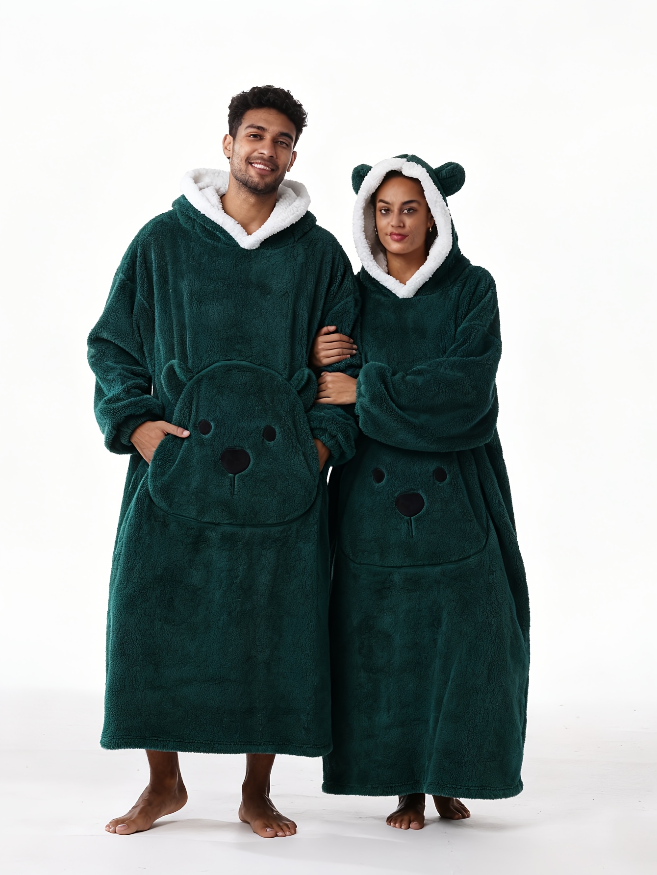 Winter Style--Fleece Style--Christmas--New Year Style--Extra Long, Extra Large, And Extra Thick--Bear Pocket--Men'S Novelty Hoodie--Machine Washable--13 Colors Available--Recommended Height 64.17inch-74.8inch/Recommended Weight 110.23LB-220.46LB--One Size--Suitab