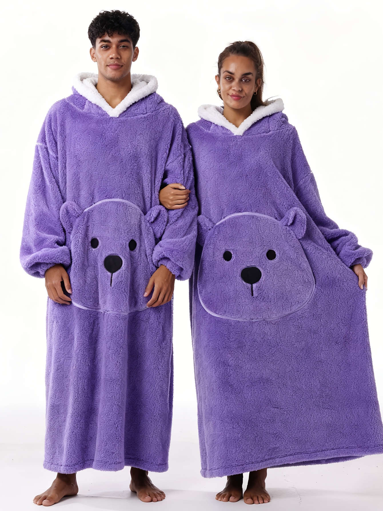 Winter Style--Fleece Style--Christmas--New Year Style--Extra Long, Extra Large, And Extra Thick--Bear Pocket--Men'S Novelty Hoodie--Machine Washable--13 Colors Available--Recommended Height 64.17inch-74.8inch/Recommended Weight 110.23LB-220.46LB--One Size--Suitab
