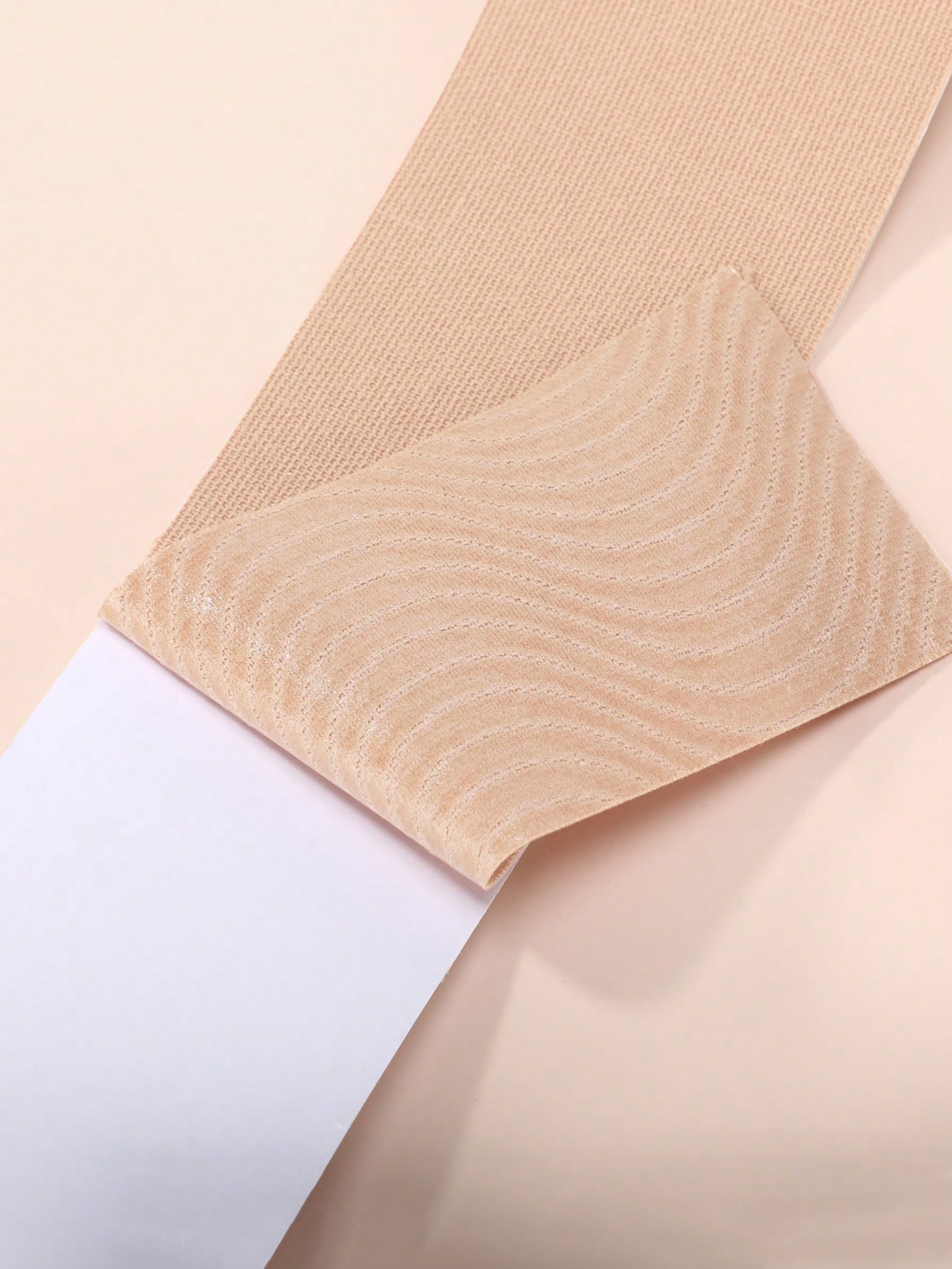 Large Breast Lift Tape for Full Busts, Invisible Breathable Adhesive Breast Tape, Strong Hold Body Tape, Gathering and Support for Strapless Backless Dresses, Weddings, Parties, and Daily Wear, Soft, Comfortable, -Friendly, Long-Lasting, Nude Color